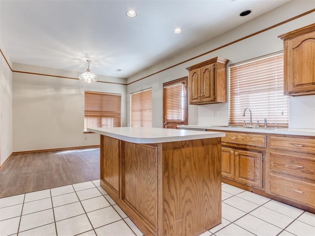 708 NE 20th Street