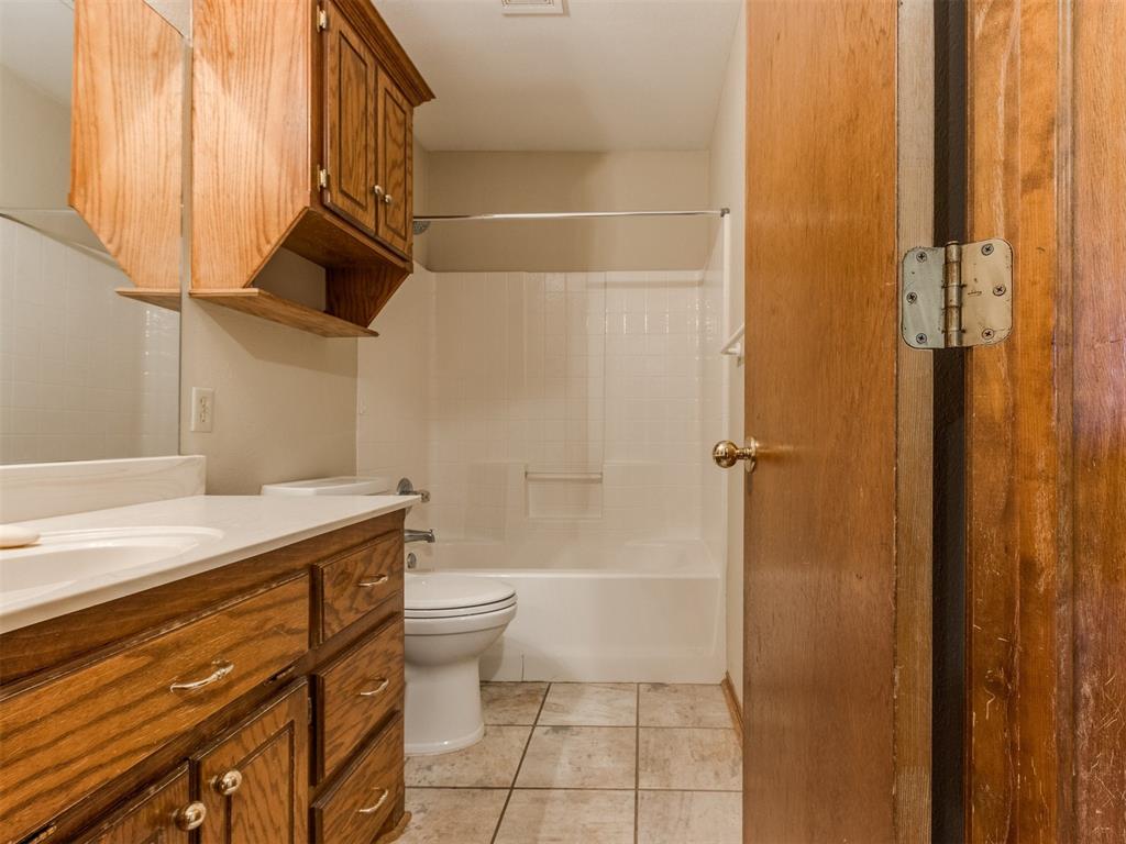 708 NE 20th Street