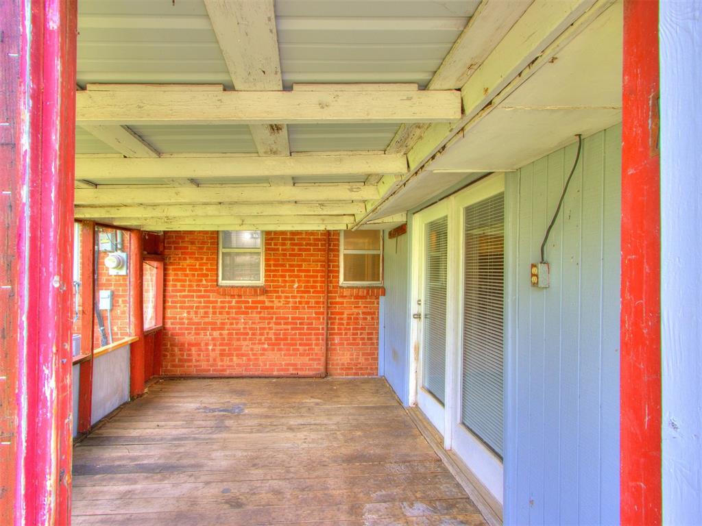 909 W Main Street