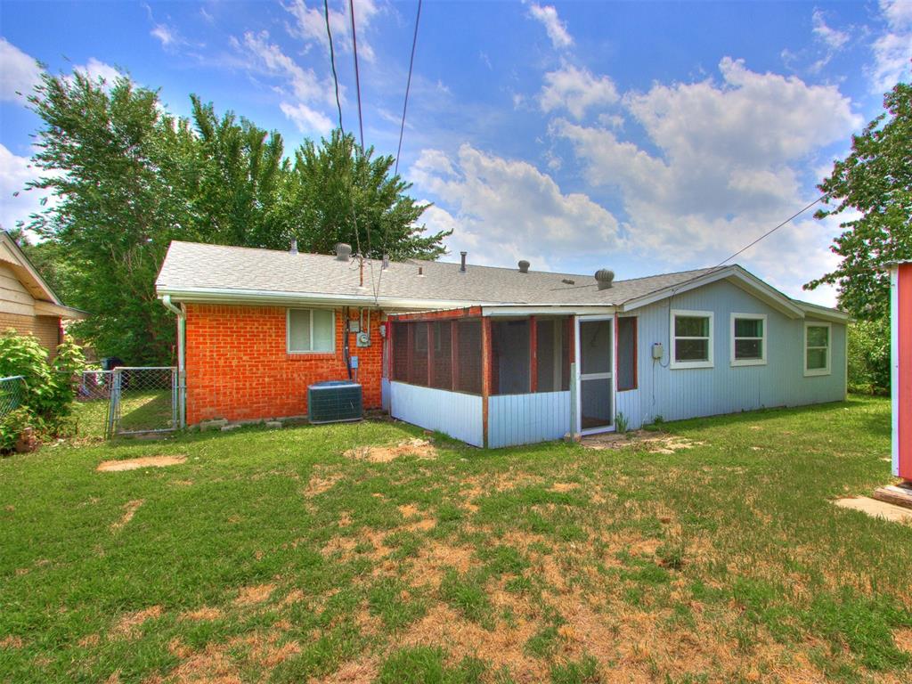 909 W Main Street