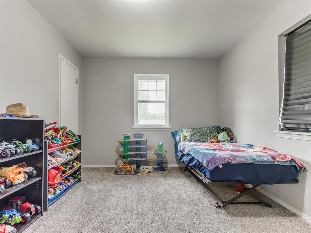 1133 NW 1st Street