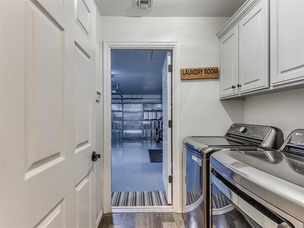 913 NE 25th Court