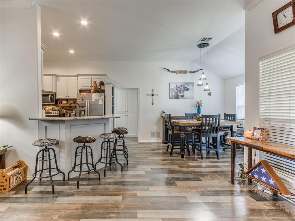 913 NE 25th Court