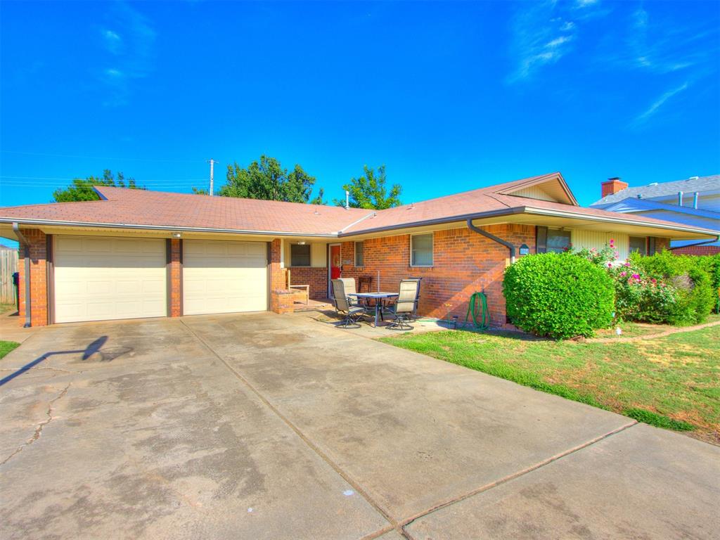 8004 S Hillcrest Drive