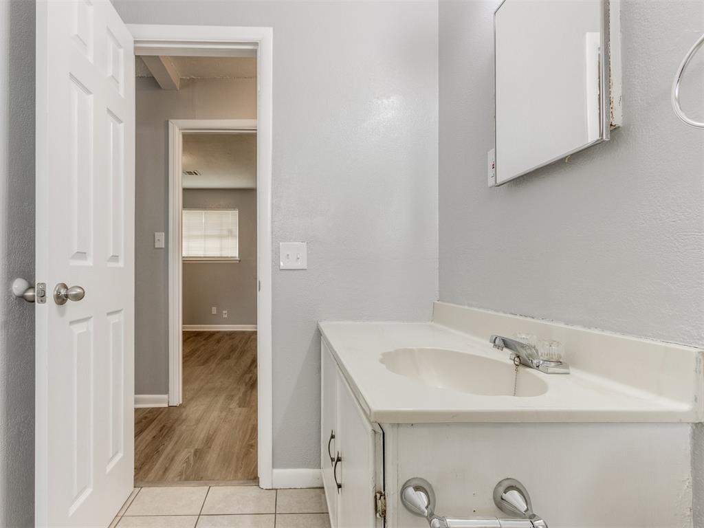 821 NW 8th Street