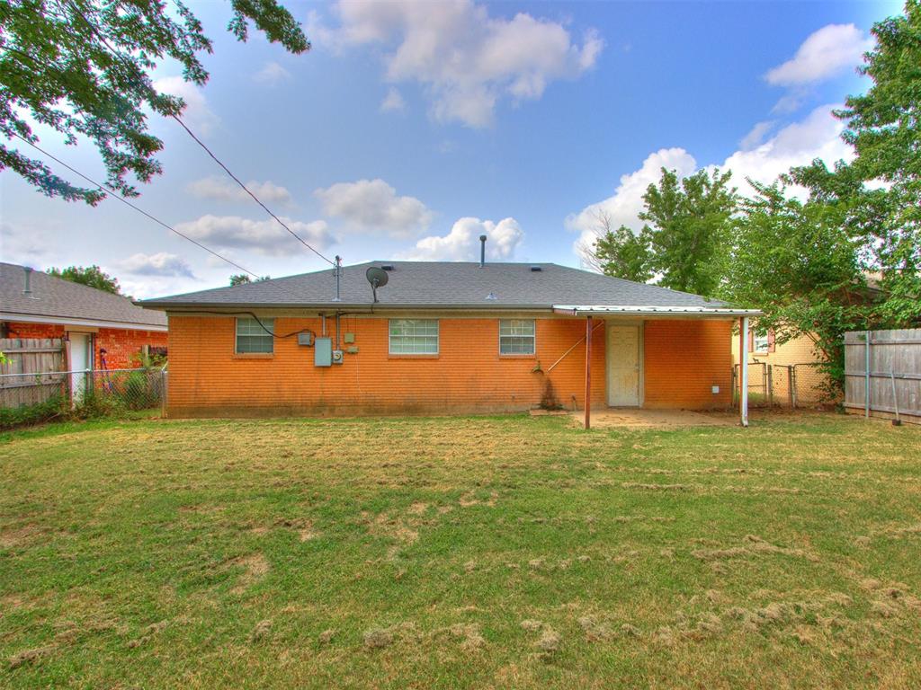 821 NW 8th Street