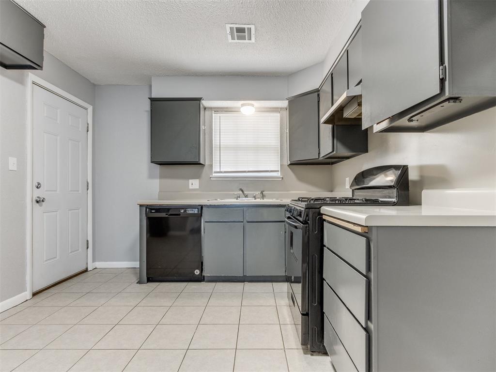 821 NW 8th Street