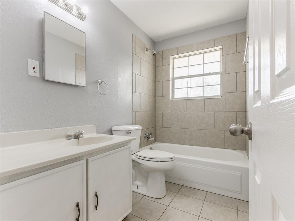 821 NW 8th Street