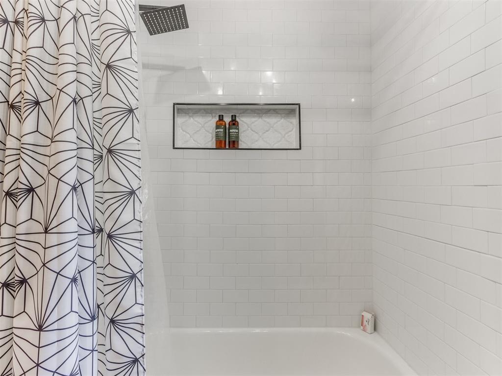 8012 Wilshire Ridge
