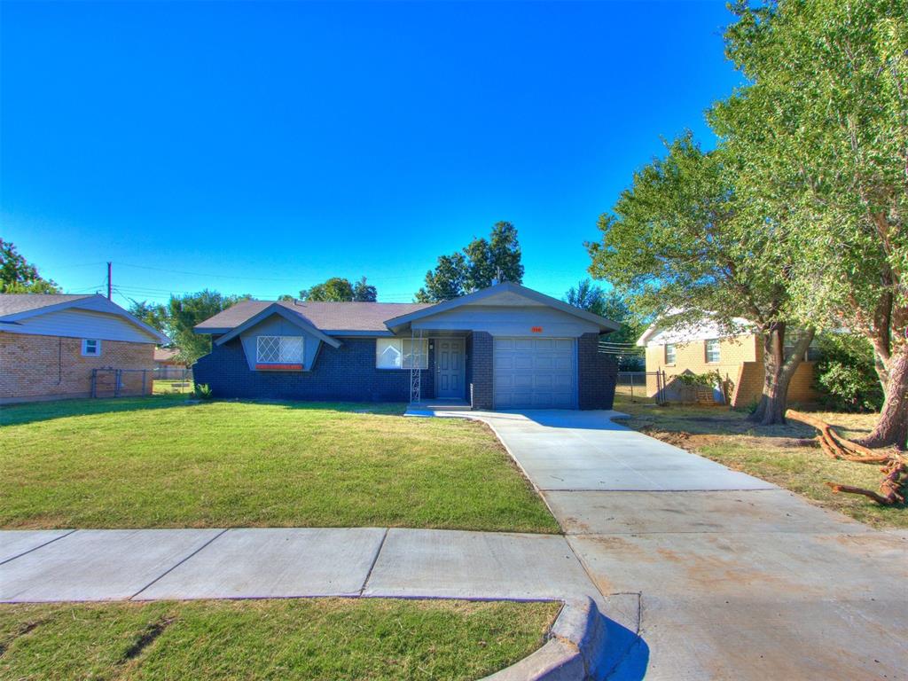 916 W Main Street