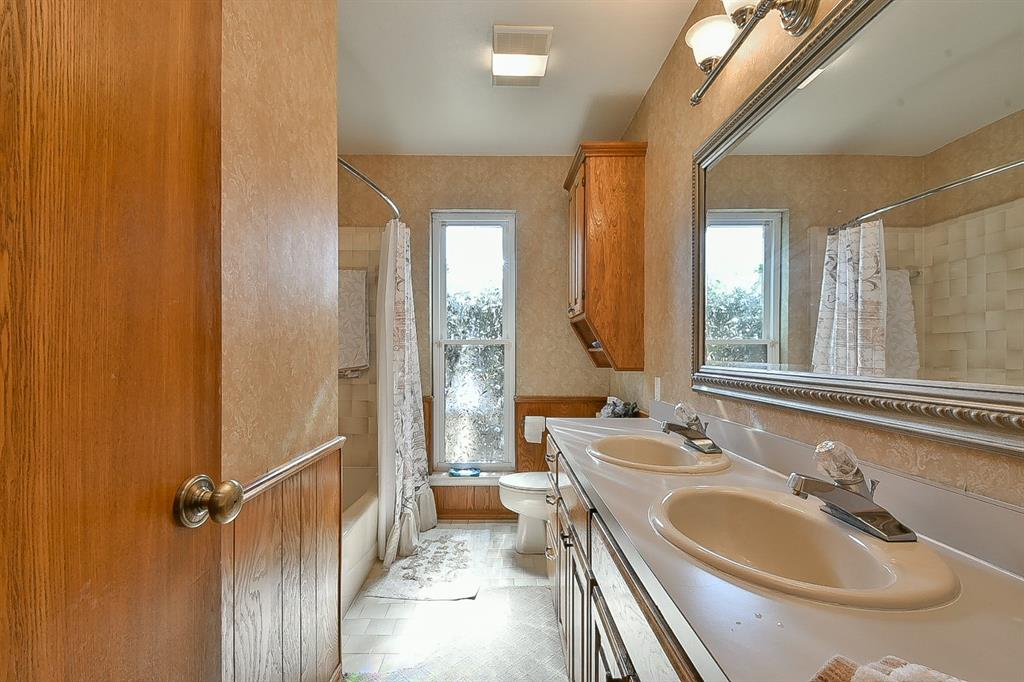 208 Andrea Reve Place