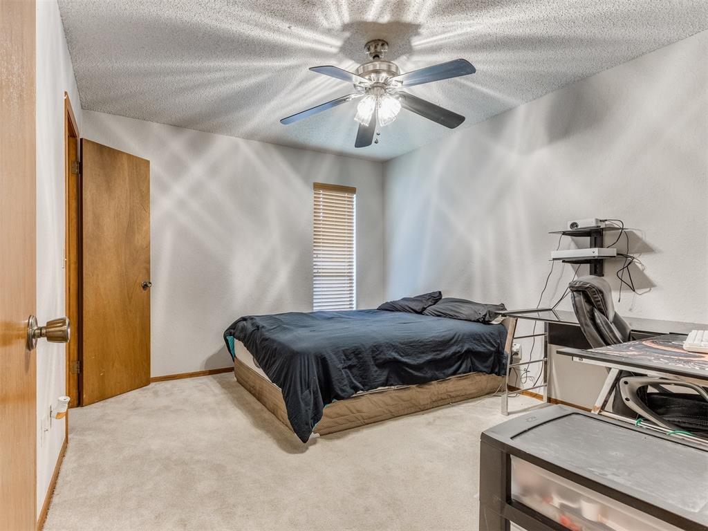 700 S Willowood Drive