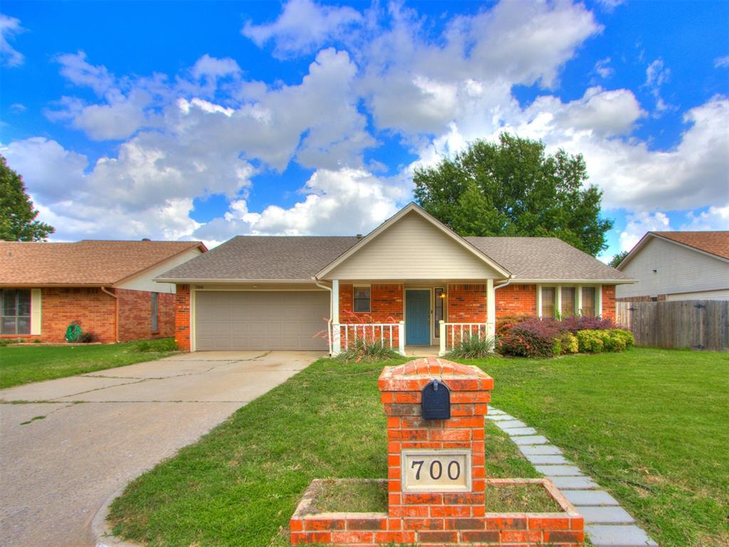 700 S Willowood Drive