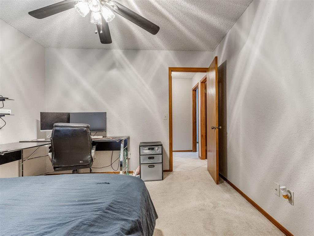 700 S Willowood Drive