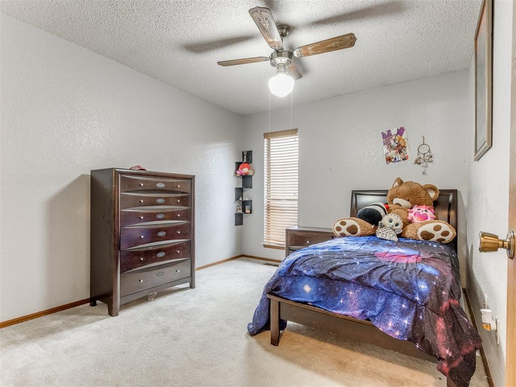 700 S Willowood Drive