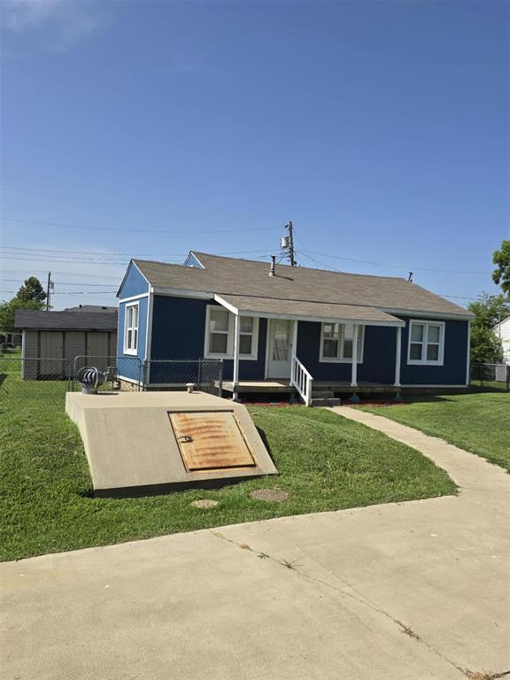 208 SE 2ND Street