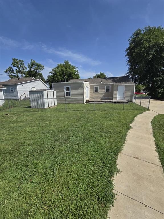 208 SE 2ND Street