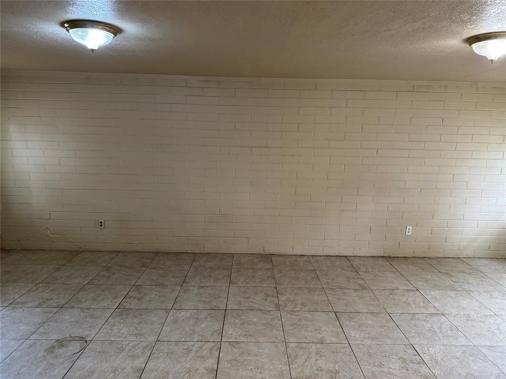 933 NW 22nd Street