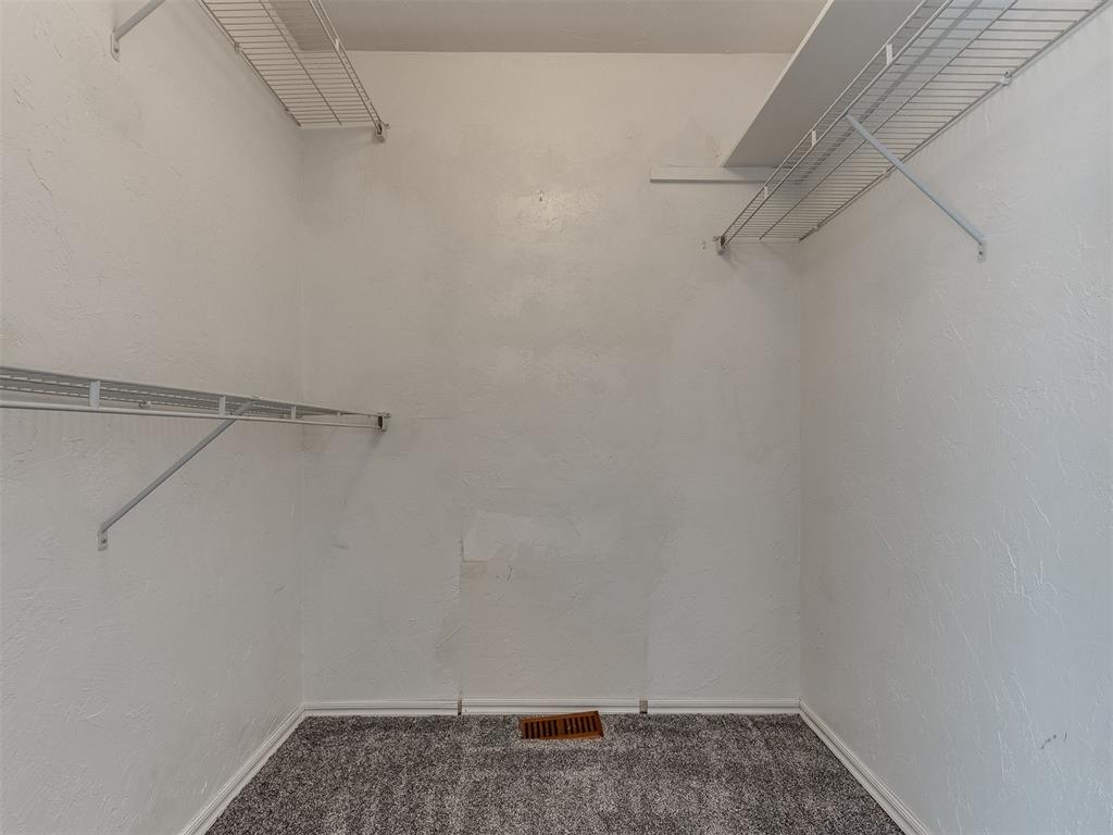 751 Kingsgate Road