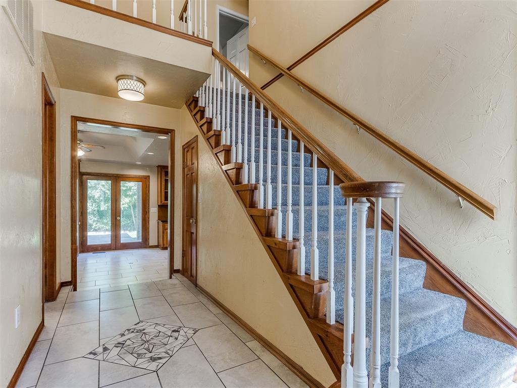 751 Kingsgate Road