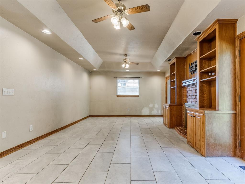751 Kingsgate Road