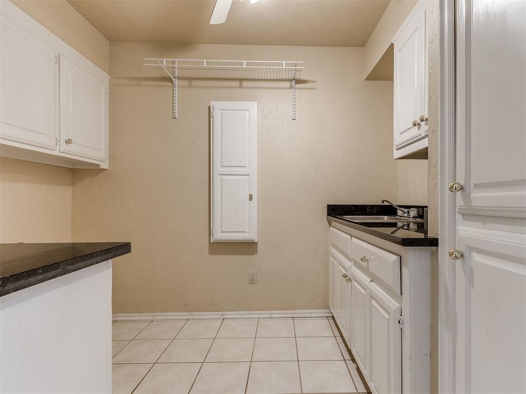751 Kingsgate Road