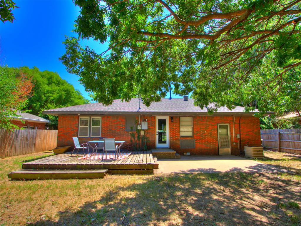 1527 Camden Way