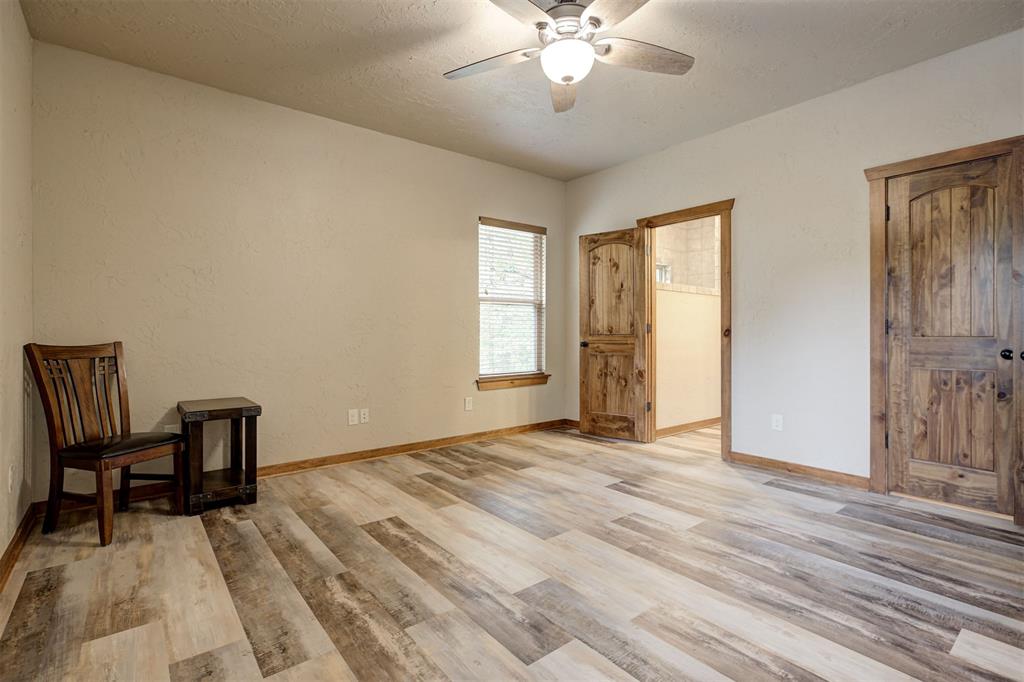 513 NW Eagles Landing Place