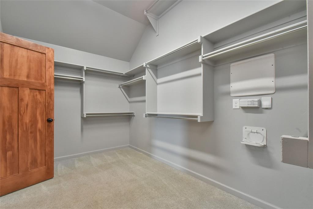 320 Maybury Drive
