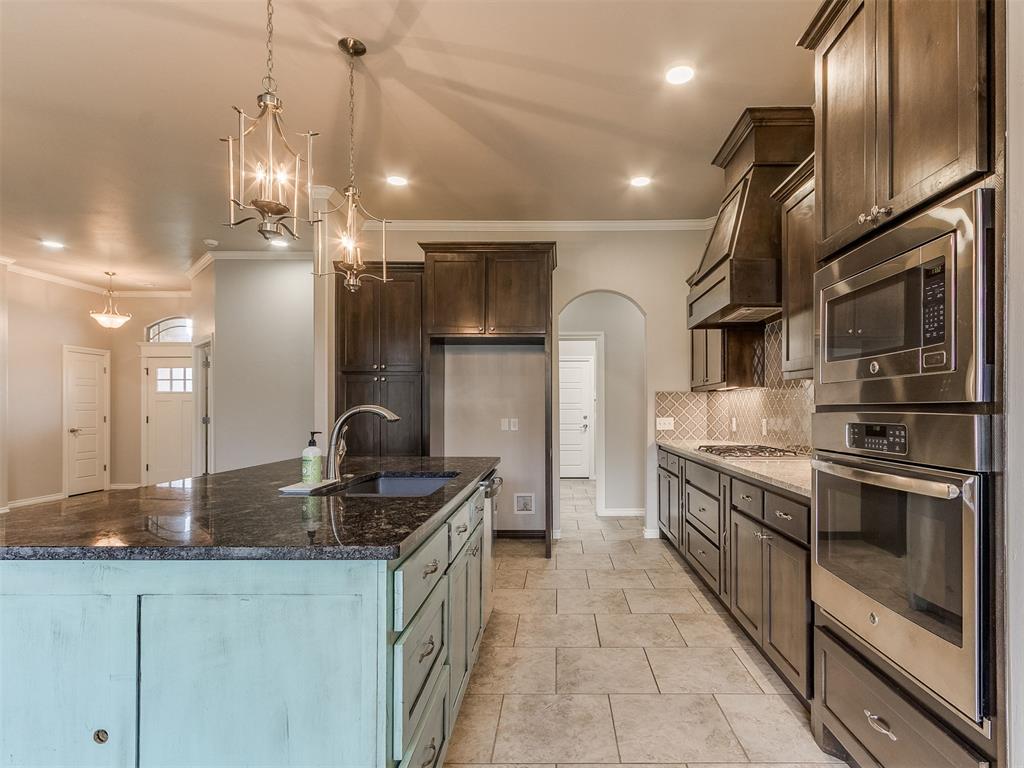 11313 SW 41st Terrace