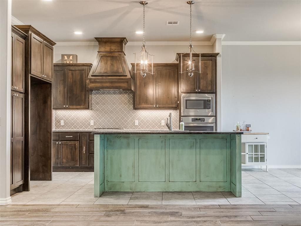 11313 SW 41st Terrace