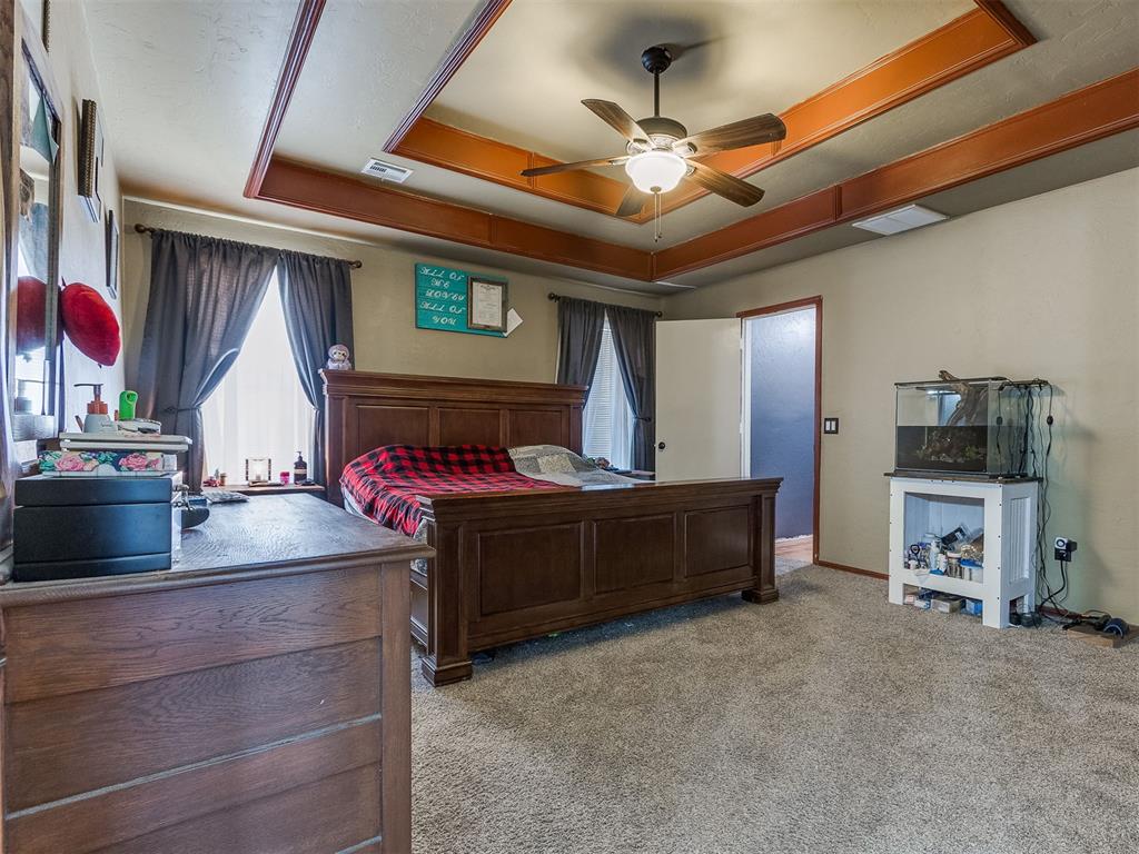 1305 SW 112th Place