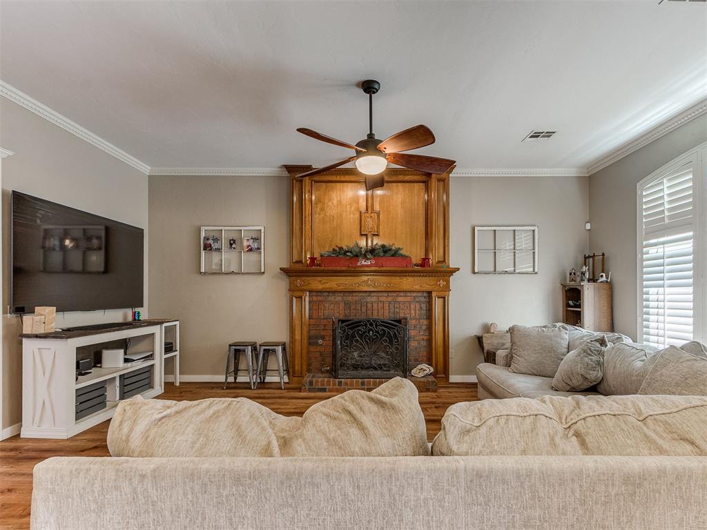 1305 SW 112th Place
