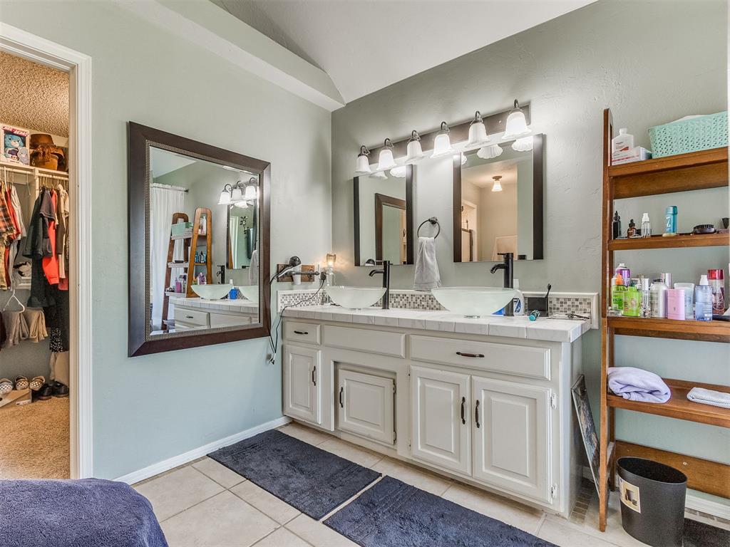 1305 SW 112th Place