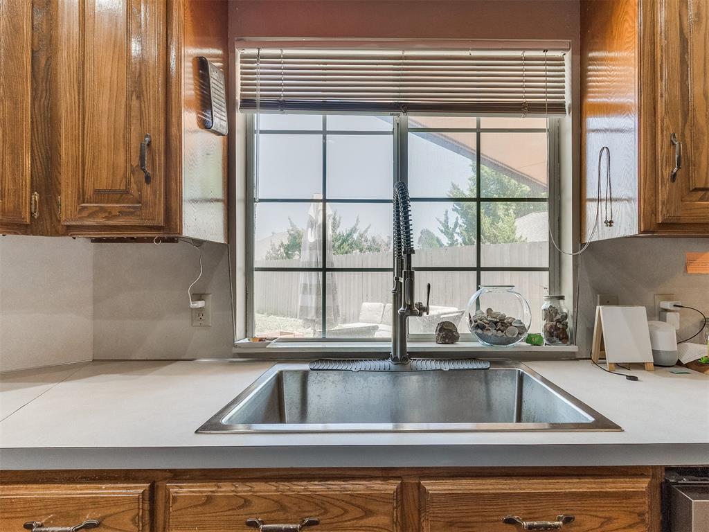 1305 SW 112th Place