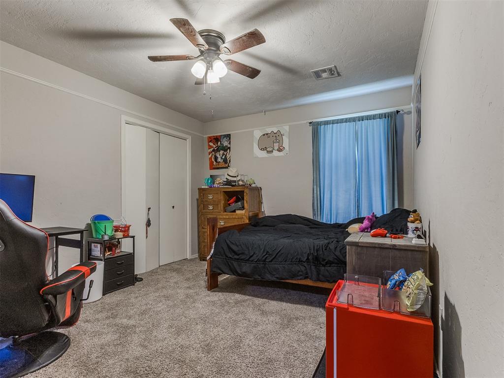 1305 SW 112th Place