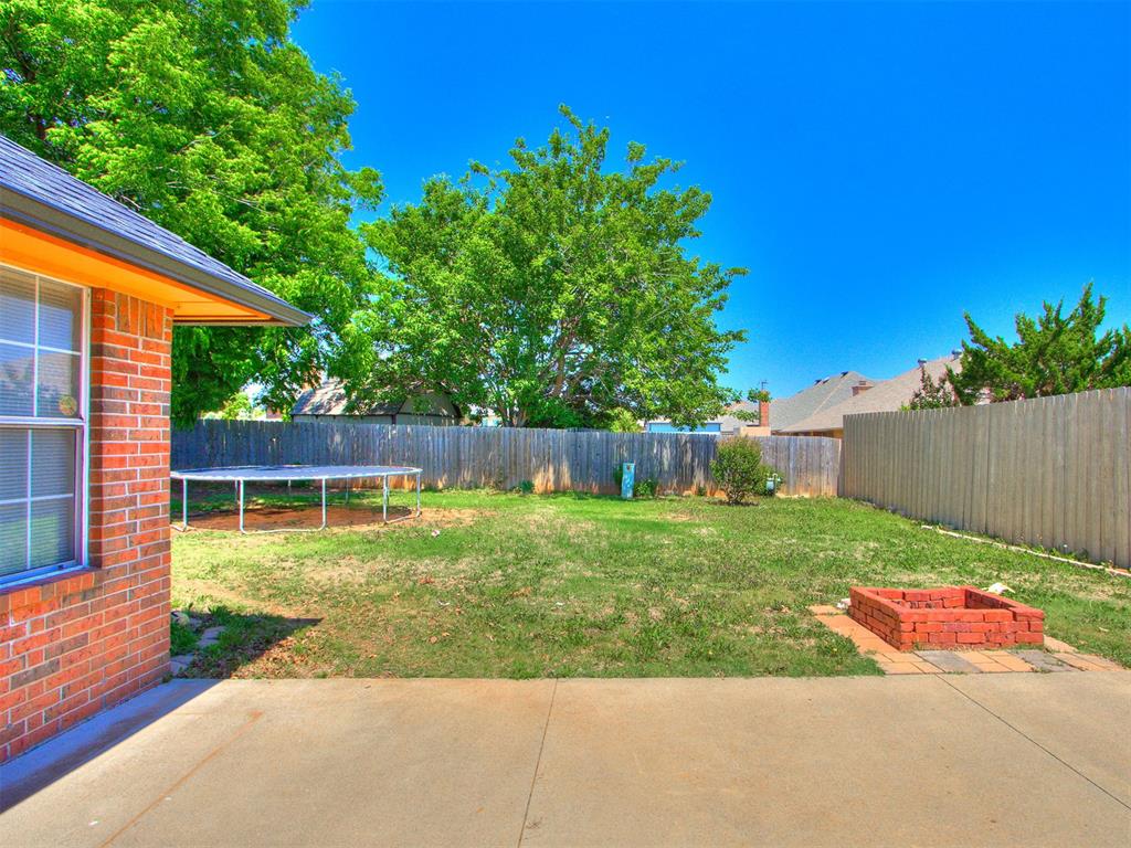 1305 SW 112th Place