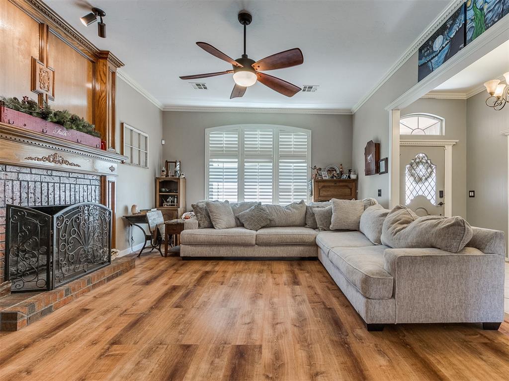 1305 SW 112th Place