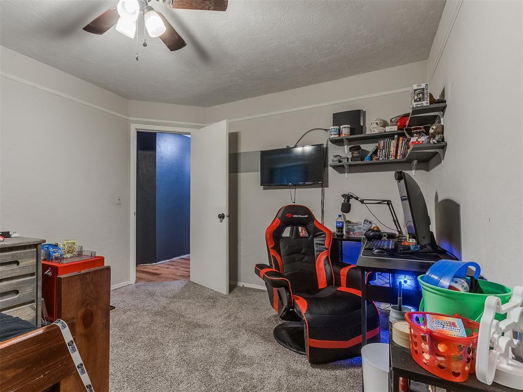 1305 SW 112th Place