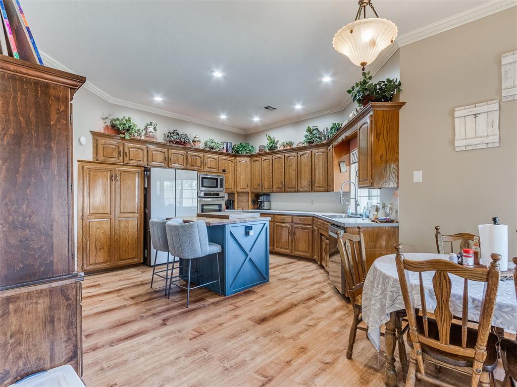 1305 SW 112th Place