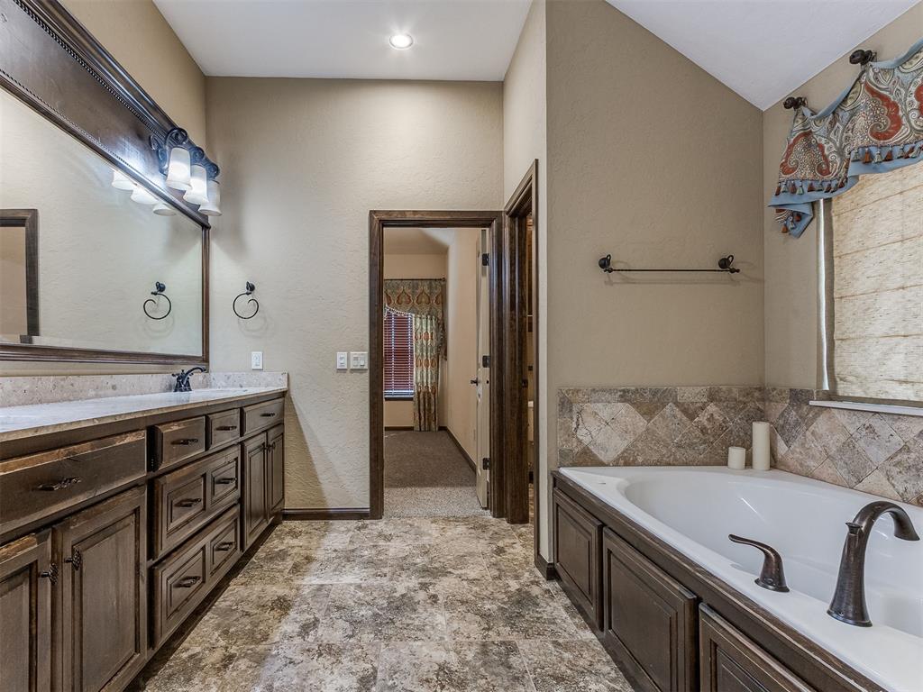 2812 SW 95th Street