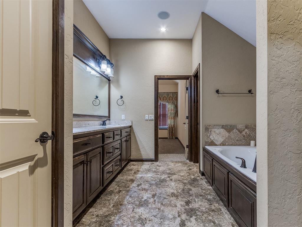 2812 SW 95th Street