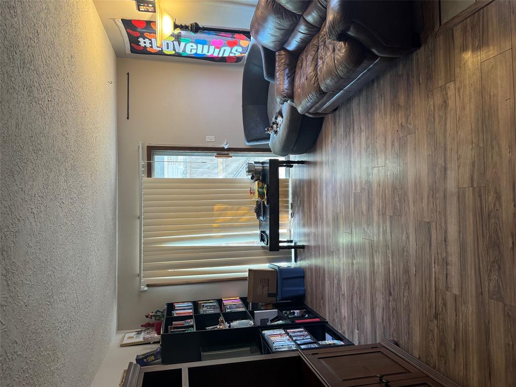 2230 Donna Drive