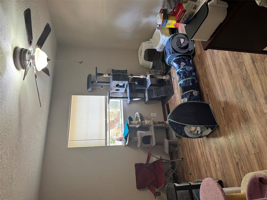 2230 Donna Drive