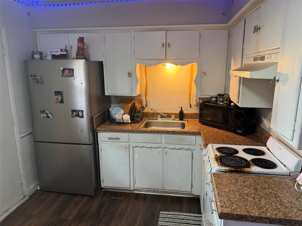 1932 Cherokee Lane Unit: 1934