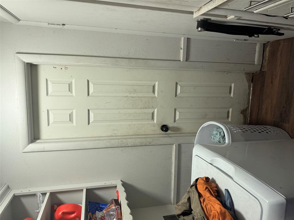 1932 Cherokee Lane Unit: 1934