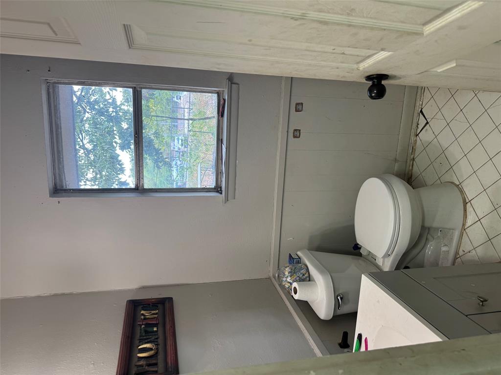 1932 Cherokee Lane Unit: 1934