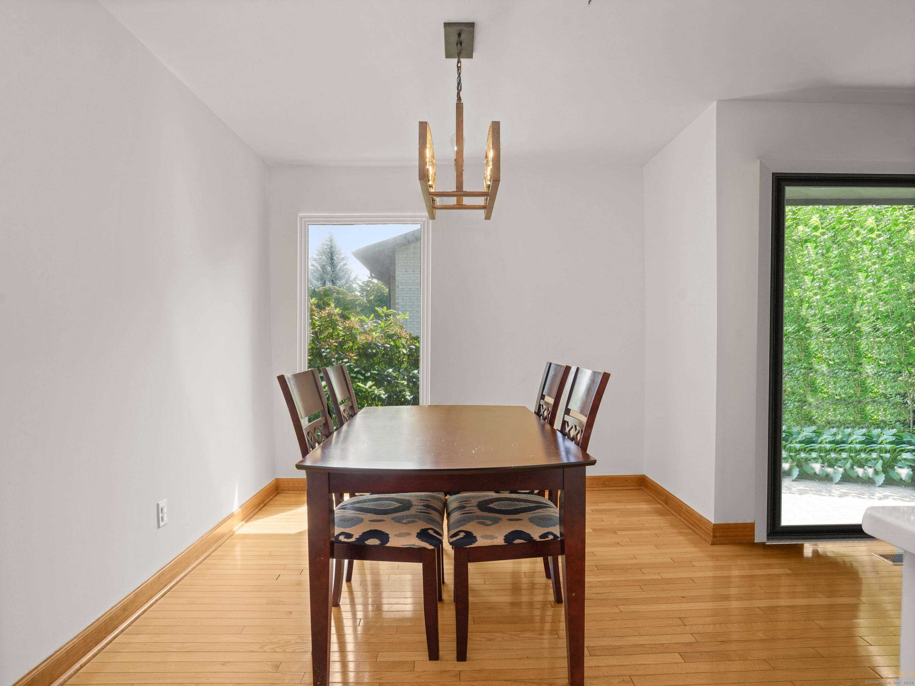 77 Courtland Avenue 5