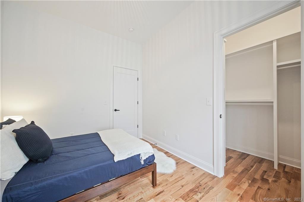 75 Henry Street 3West