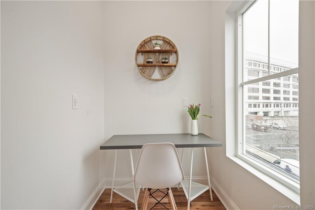 75 Henry Street 3West